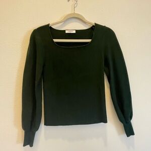 Avara Dark‎ Green Scoop Neck Knit Top